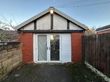 Studio property to rent