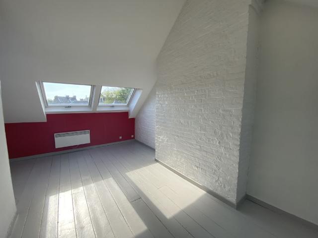STUDIO QUARTIER LA HOTOIE PROCHE ESIEE