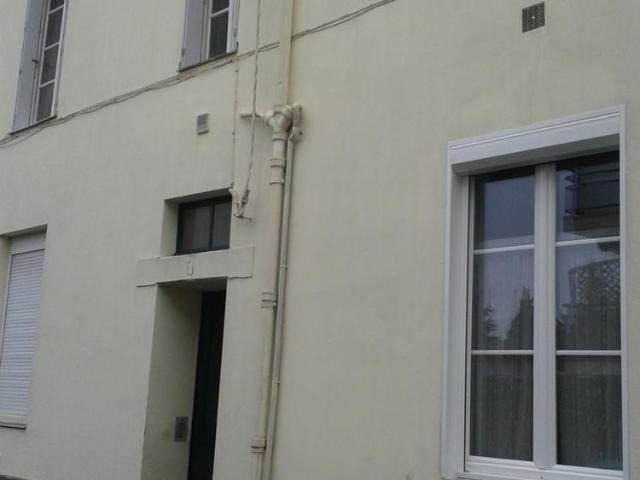 STUDIO QUARTIER SAINT THERESE SURFACE 15,50 M²