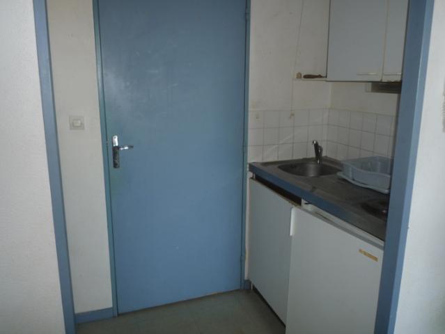 STUDIO Rond Point de Paris