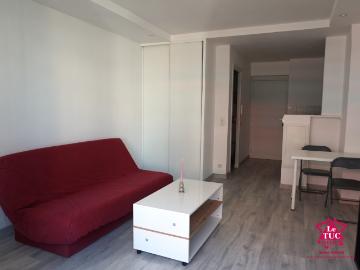 Studio rénové avec balconAix les Bains 73100
