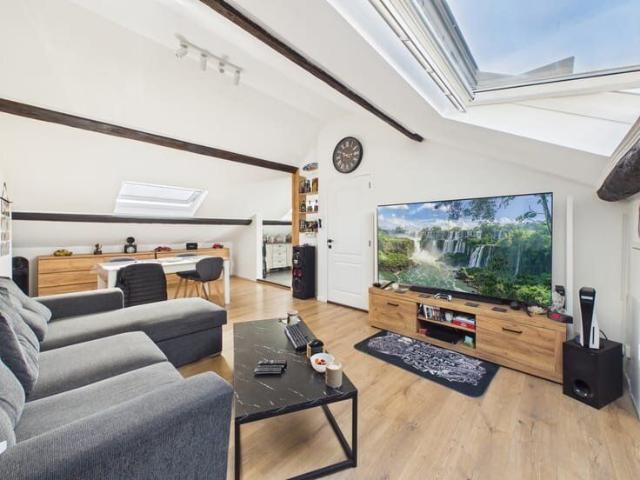 Studio rénové à Namur