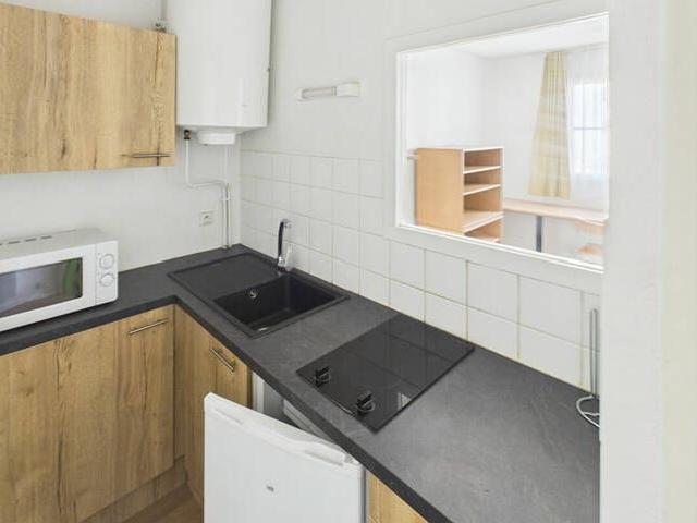 Studio rénové cuisiné équipée Résidence SCHUMAN
