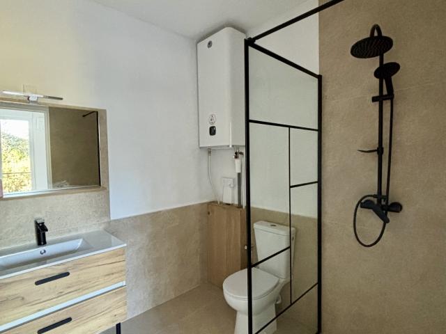 Studio rénové 21,54 m² Hôpitaux Facultés