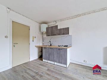 Studio rénové 2ème étage centre de HUY