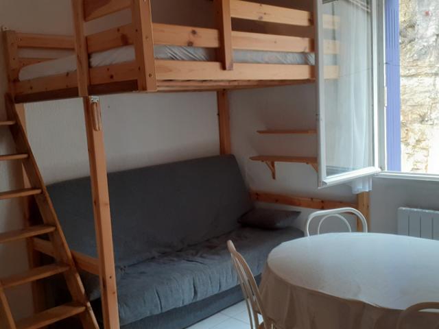 Studio Rennes les Bains coeur de village