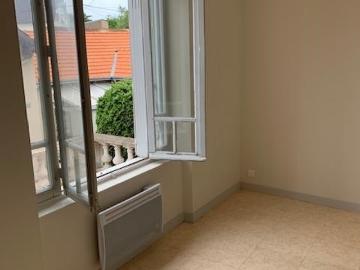 STUDIO RUE DES QUATRE CYPRES
