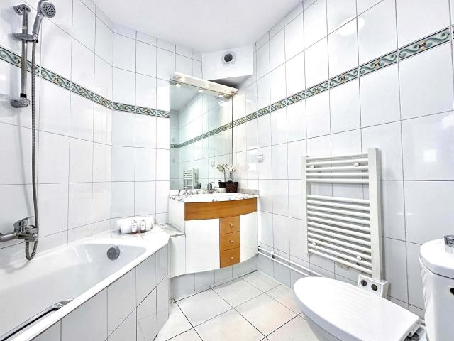 Studio with Terrace in Porte de Versailles
