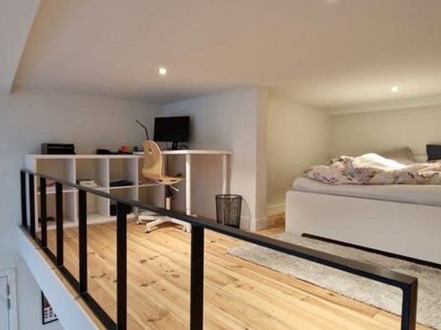 Studio with a mezzanine in a student residence with a garden