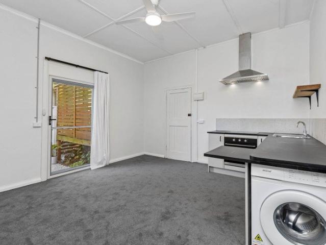 Studio with Electricity, Water & Internet Included