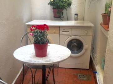 Studio, with outdoor area