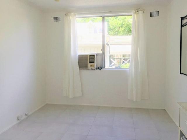 Studio with parking in Prime Location