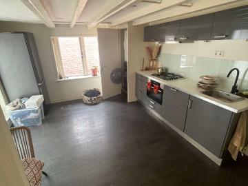 ✅STUDIO with shared kitchen AVAILABLE✅