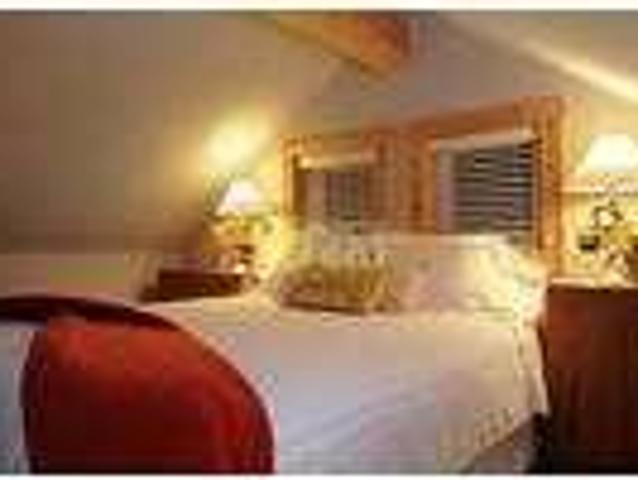 Studio with spectacular views of Puget Sound / Bainbridge Island