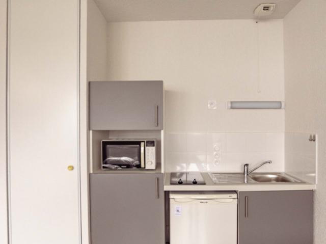 Studio T1 17 à 20m2 meublé et équipé