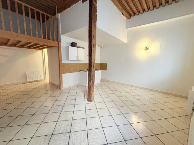Studio T1 bis avec mezzanine Vieux Lyon
