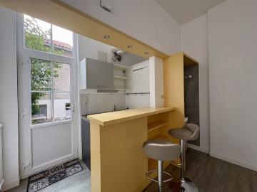 Studio toutes charges incluses BAS DU CENTRE VILLE