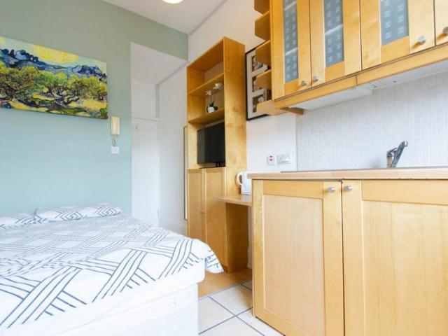 Studio to Let Pimlico, Central London, Zone1, SW1V