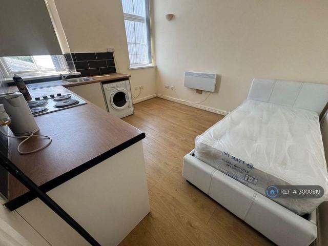 Studio to rent