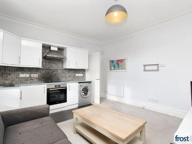 Studio to rent