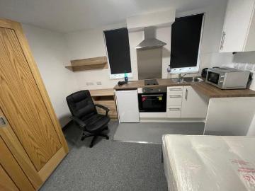 Studio to rent