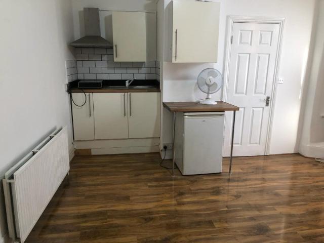 Studio to rent