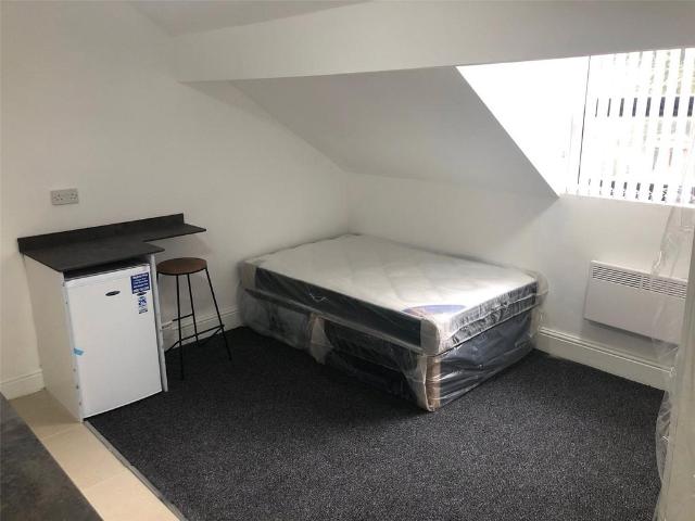 Studio to rent