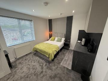 Studio to rent
