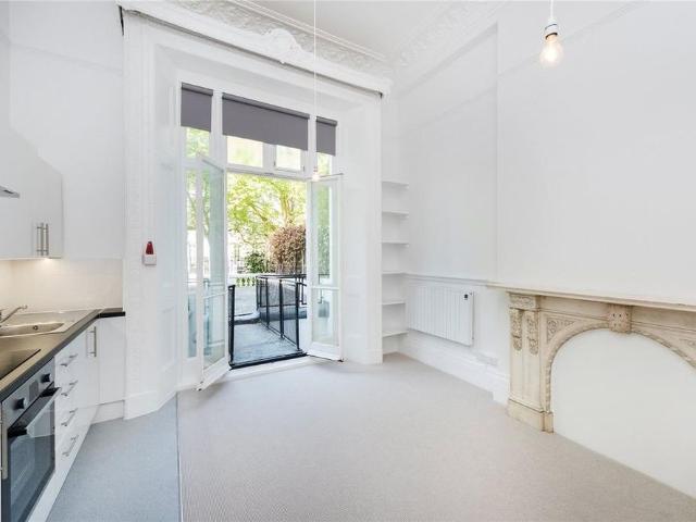 Studio to rent