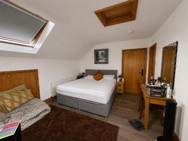 Studio to rent