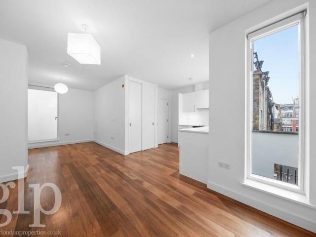 Studio to rent