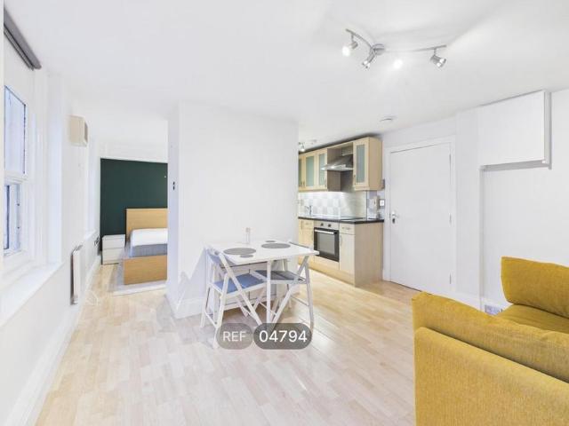 Studio to rent