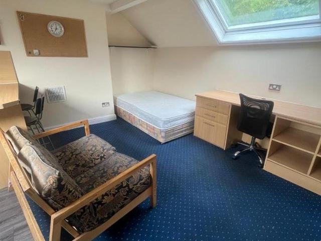 Studio to rent