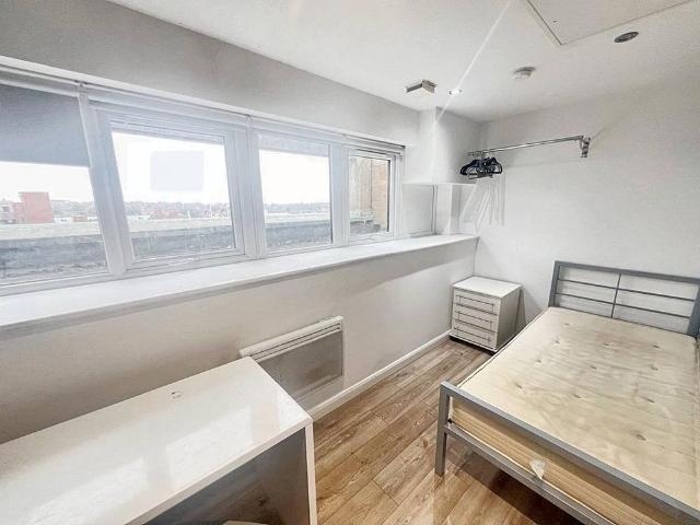 Studio to rent