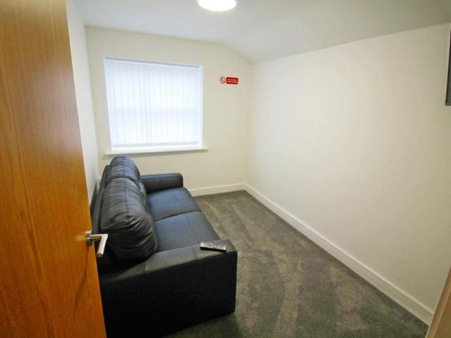 Studio to rent