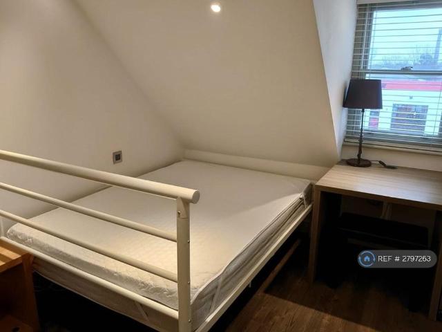 Studio to rent