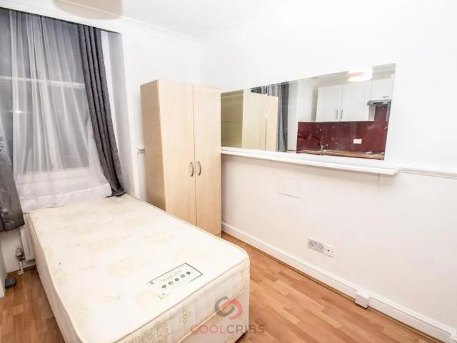 Studio to rent