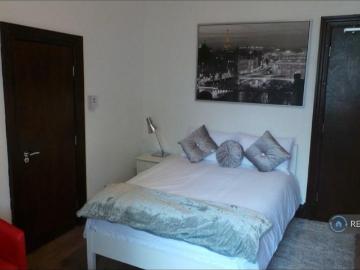 Glasgow, Glasgow and Clyde Valley - Equipped kitchen