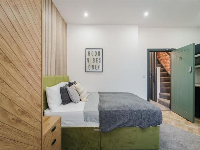 Studio to rent