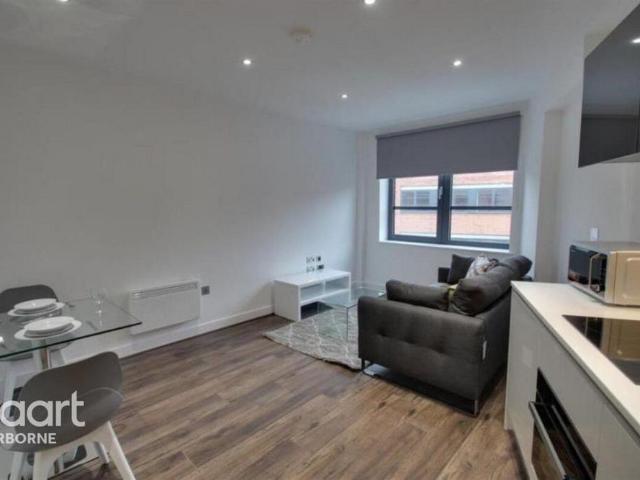 Studio to rent