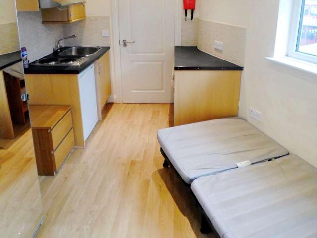 Studio to rent