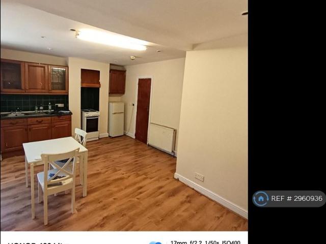 Studio to rent