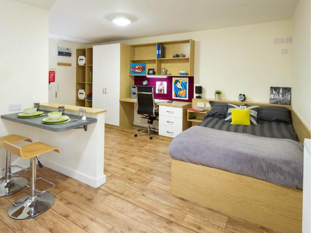 Studio to rent