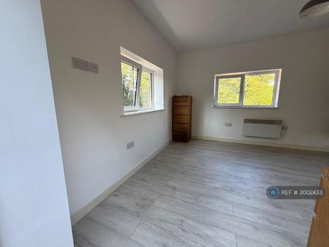 Studio to rent