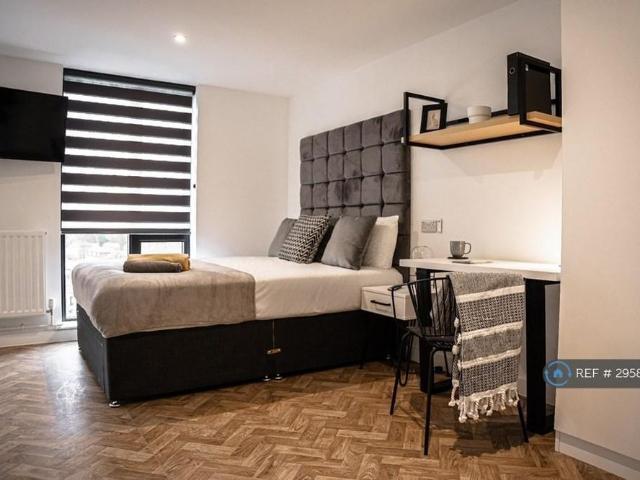 Studio to rent