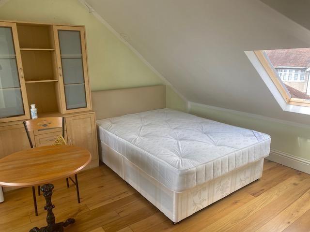 Studio to rent
