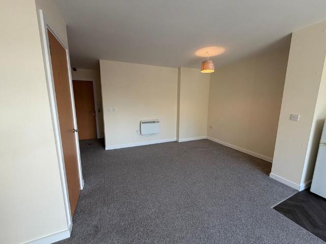 Studio to rent