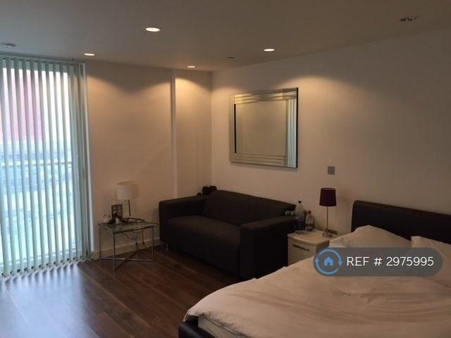 Studio to rent