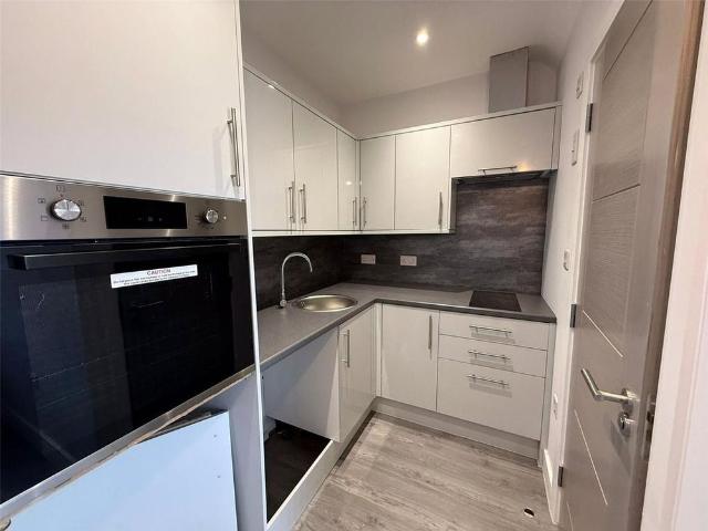 Studio to rent