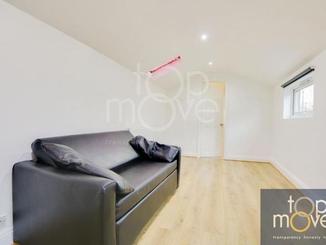 Studio to rent